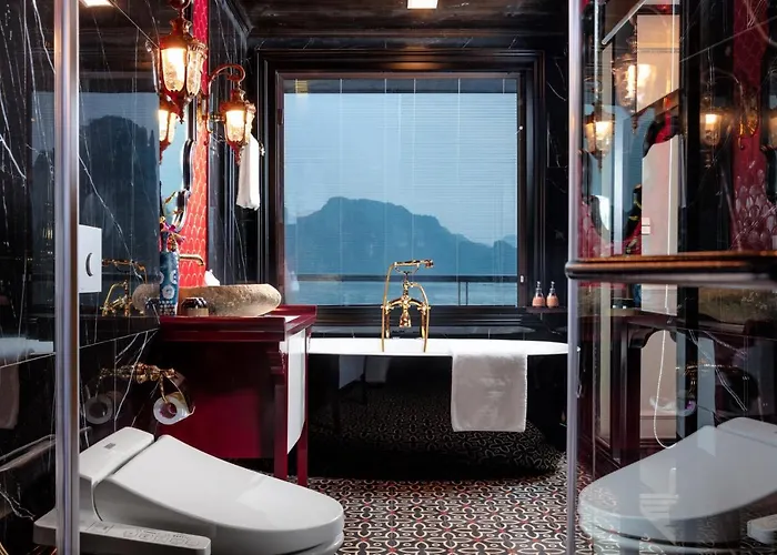 Orchid Premium Cruise Ha Long