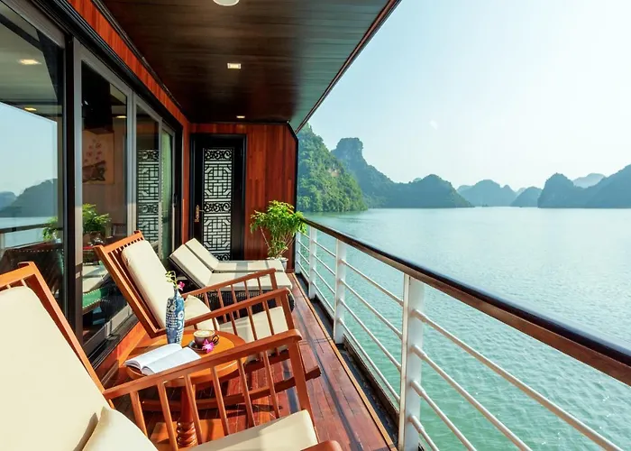 Orchid Premium Cruise Ha Long
