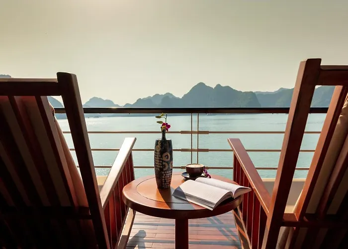 Orchid Premium Cruise 5* Ha Long